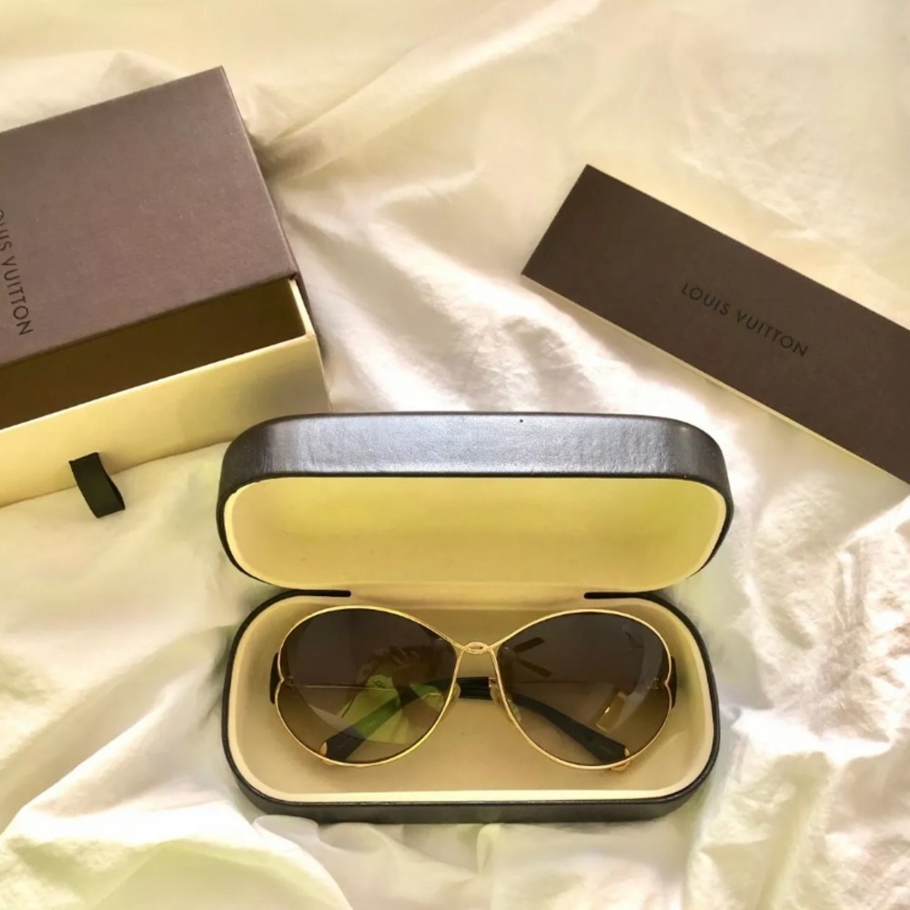 Louis Vuitton Sunglasses w/ Receipt